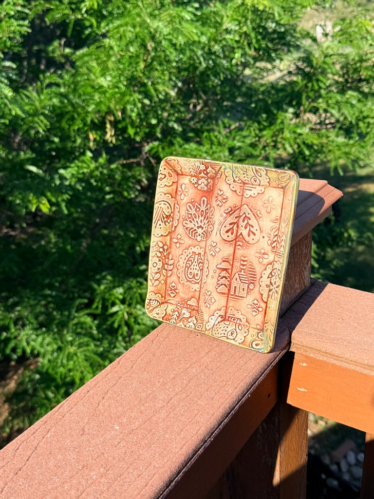 Scandi Folk Divided Dish — Pink & Burgundy Glaze